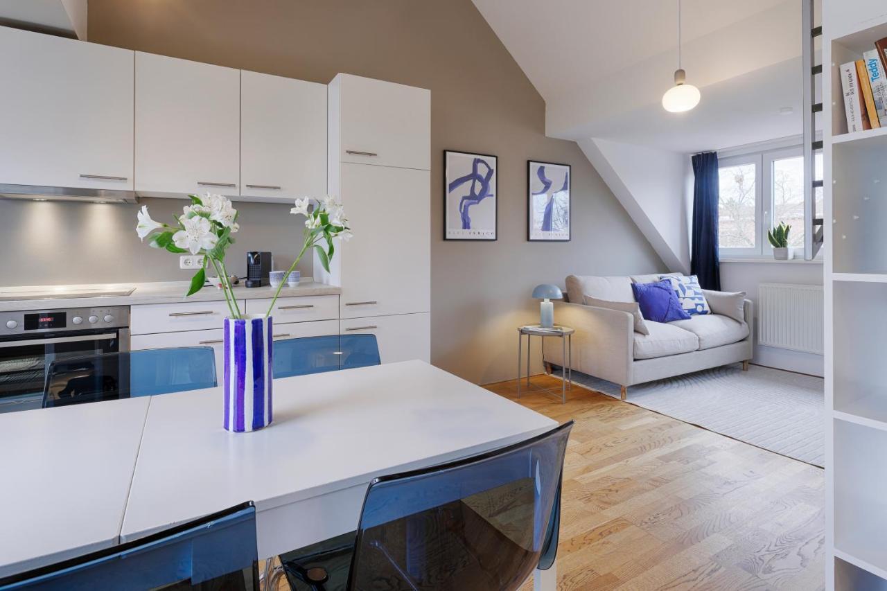 Homiestay City-Apartment, Balkon & Parkplatz Вюрцбург Екстер'єр фото